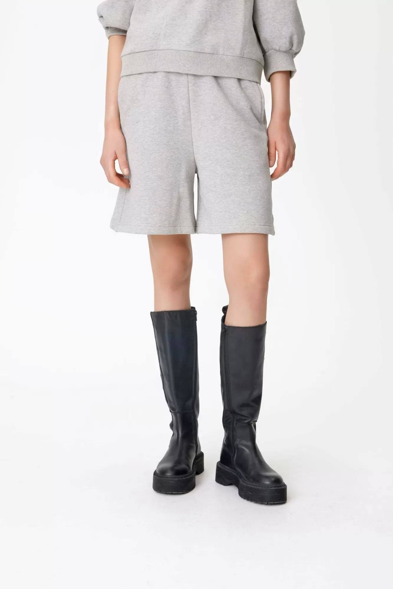 Gestuz Shorts>Nankitagz Hw Shorts Light Grey Melange